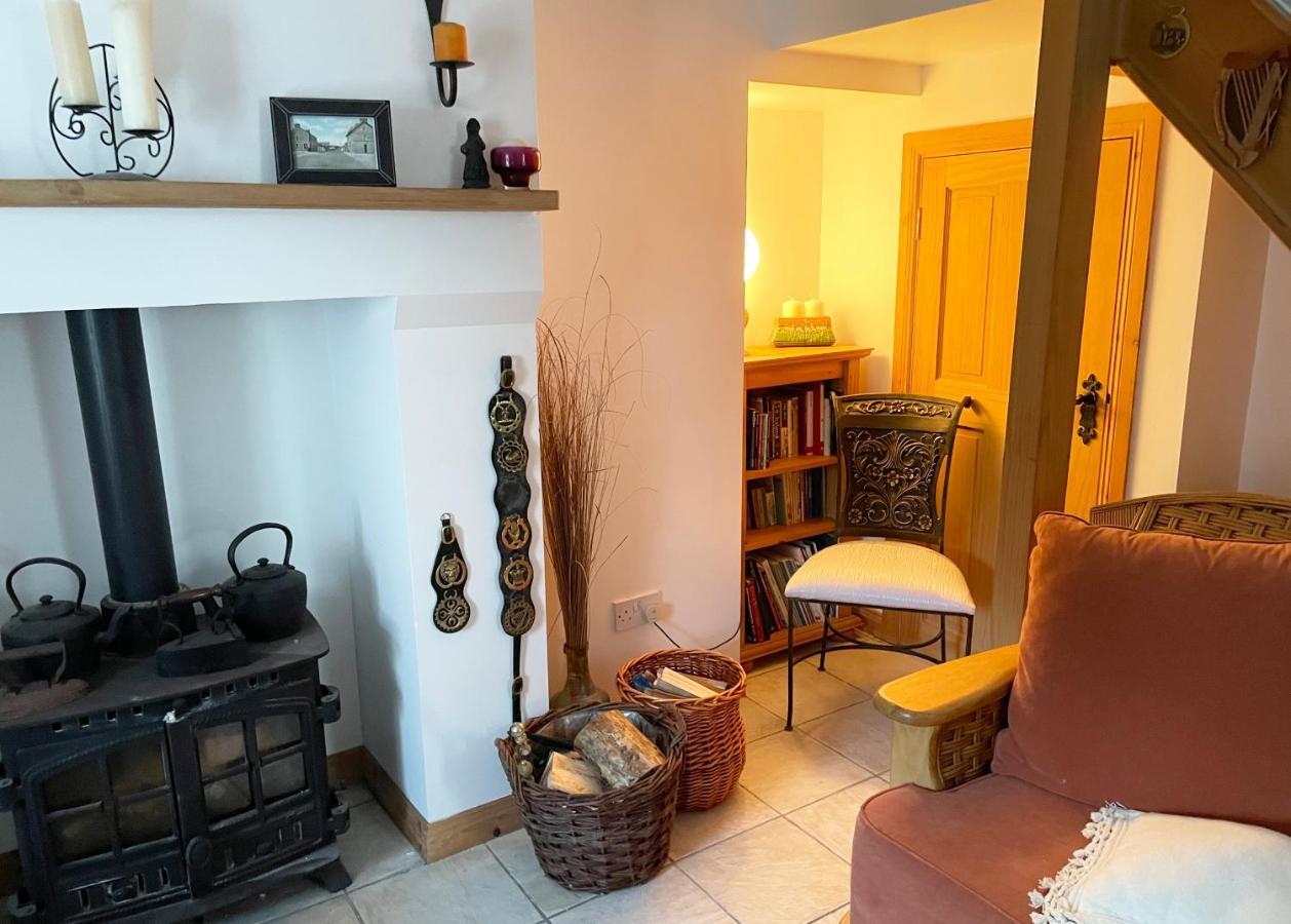 Main Street Cottage, Ballintoy Eksteriør bilde
